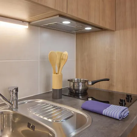 Zenitude Hotel-residences * פרפיניין