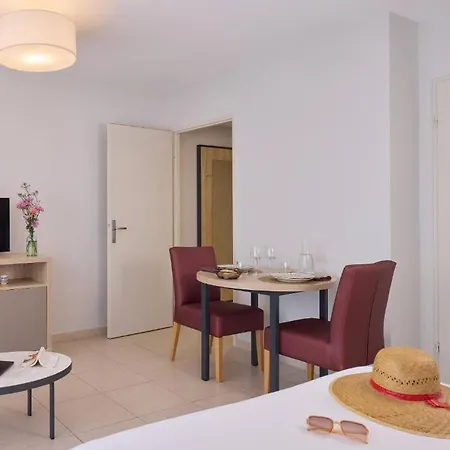 Quality Prestige Lägenhetshotell 3*